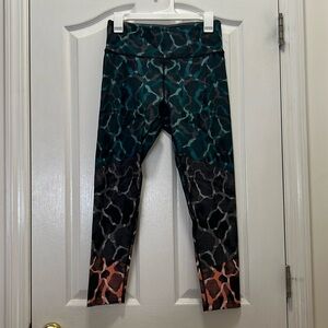 Calvin Klein Womens Medium Performance Multi Colored Leggings